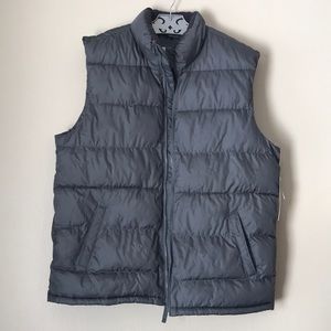 BNWT Men’s Old Navy Grey Puffy Vest